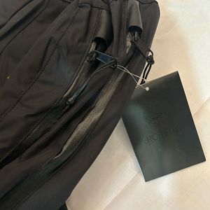 Arc'teryx Sling Bag - Versatile &amp; Durable