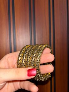 Vintage Spiral Bangle