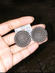 Set of any 2 Earrings.