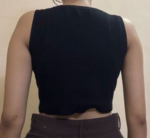 Sleek Black Sleeveless Crop Top