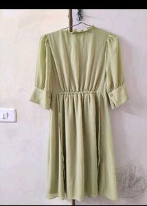 Elegant Light Green Midi Dress