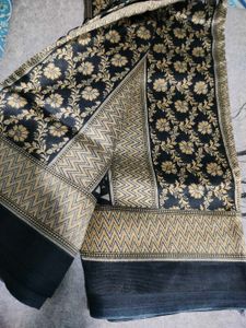 Black Floral Print Saree
