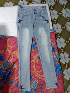 Beautiful New Women Jeans