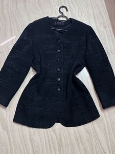 Elegant Black Textured Blazer🖤