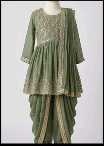 Green Aliya cut Kurta with tulip dupatta set