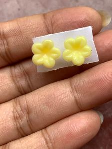 SET OF 5 STUD EARRINGS