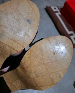 Stylish Black Wedge Sandals