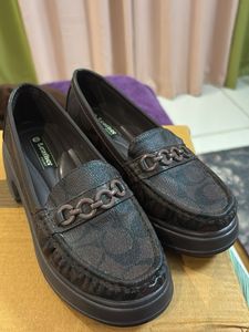 Stylish Loafer Shoes with Chain Detail