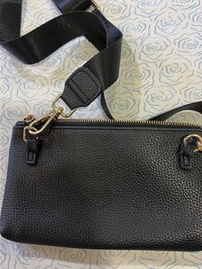Chic Black Crossbody Bag