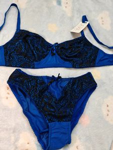 Combo Of Bikini Set &amp; Bra👙