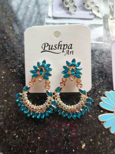 COMBO OF EARRINGS AND BRACELET