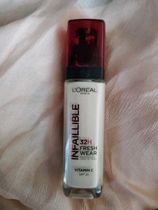 L'Oreal Infallible Foundation SPF 25