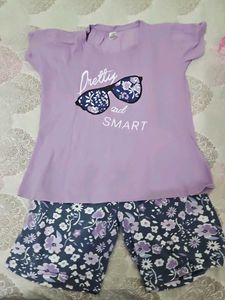 Girl's half sleeve top &amp; short