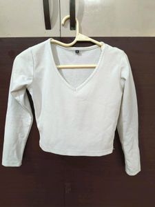 White Crop Top 🎀