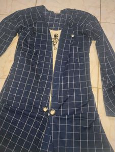 Chic Navy Checked top