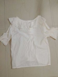 Chic White Lace Collar Top