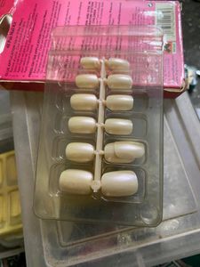 Artificial Nails