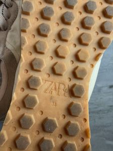 Zara Cream &amp; Beige Sneakers