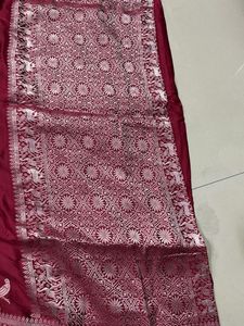 Brand New Elegant Red Bird Benarasi Saree