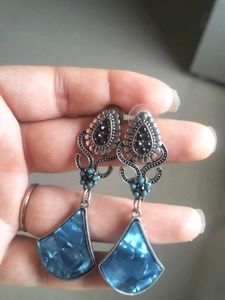 Like New Ivory Tag Earrings Stylish Pie Goes Wit