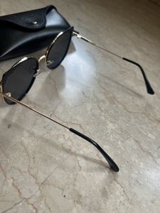 URBANIC Black Aviator Sunglasses with Case