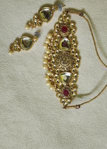 Premium Quality KUNDAN Jewellery Set