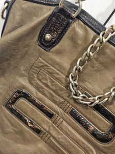 Daks y2k chain shoulder bag