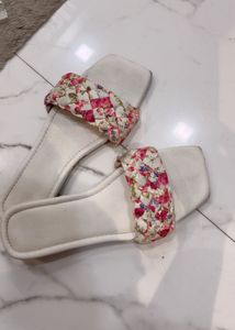Floral Braided Flat Sandals