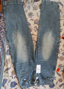 savana Light Wash Denim Jeans