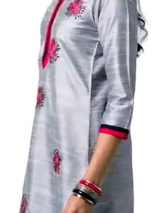 🌺🪨Free Purse With Maybell Branded Kurti