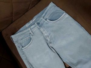 men Light Wash Denim Jeans
