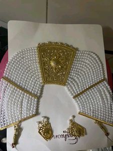 Elegant Pearl Jewellery Set