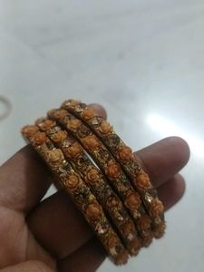 Set of 4 Beautiful Bangles