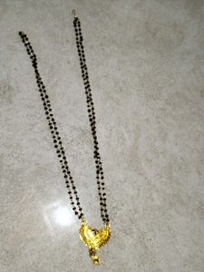 "Mangalsutra"Elegant Black &amp; Gold Jewellery Set