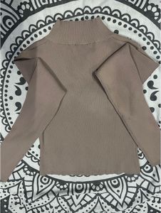 Tally Weijl Crop Top With Cutout Neck