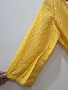 size s avaasa new Yellow Printed Kurta