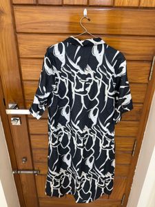 Abstract Print Dress🩶🤍🖤