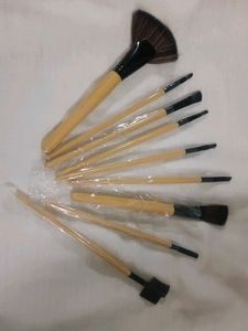 9 Makeup Brush Set