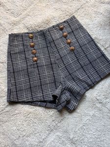 Vintage Plaid Double-Breasted Shorts
