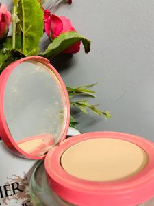 Biotique Natural Makeup Compact - Sand