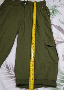 Women's Olive Green Cargo Capri Pants