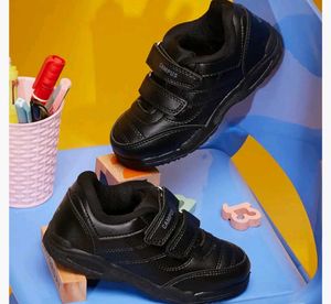 Black Campus Shoes Size 8