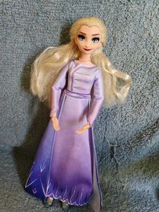 Disney Frozen Elsa Fashion Doll