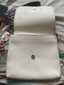 Stylish Crossbody Bag with Colorful Strap