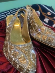 for 9-10year old girls Sparkling Gold Heels with