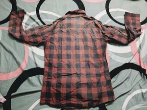 Men's Red Plaid Long Sleeve Shirt