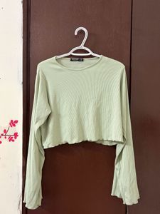 Cute Light Green Cropped Long Sleeve Top