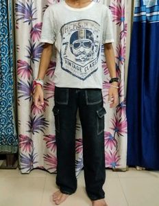 JACK AND JONES VINTAGE GRAPHIC TEE
