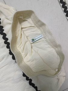 newme off-white tie-up skirt coord set