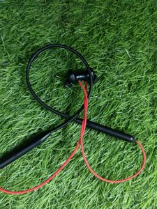 Black Wireless In-Ear Headphones z2